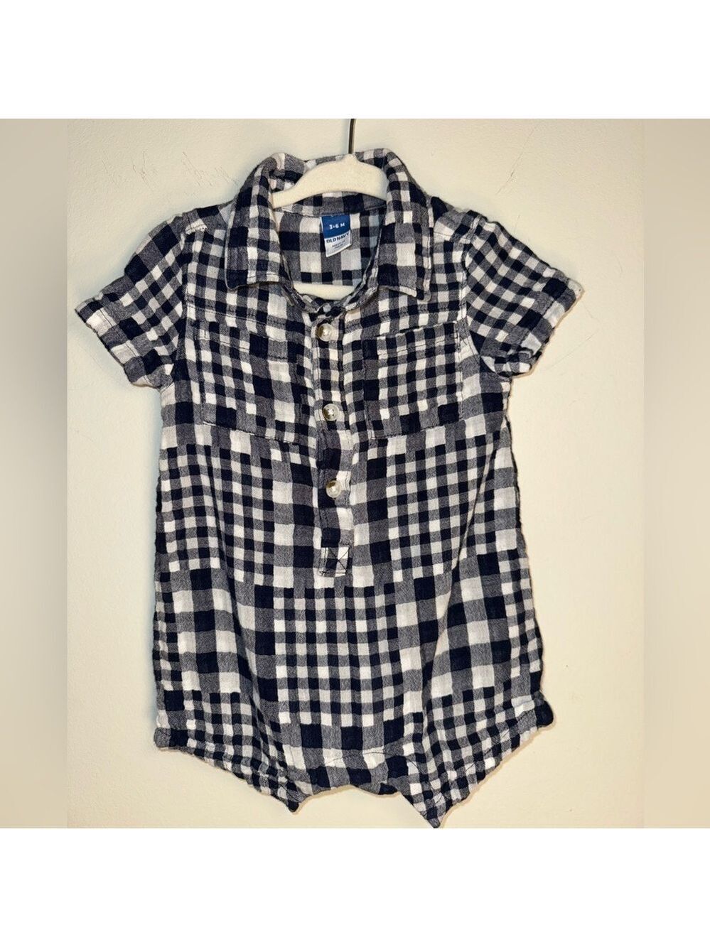 Assorted 3-6mo Baby Rompers and Sets - Picture 6 of 9
